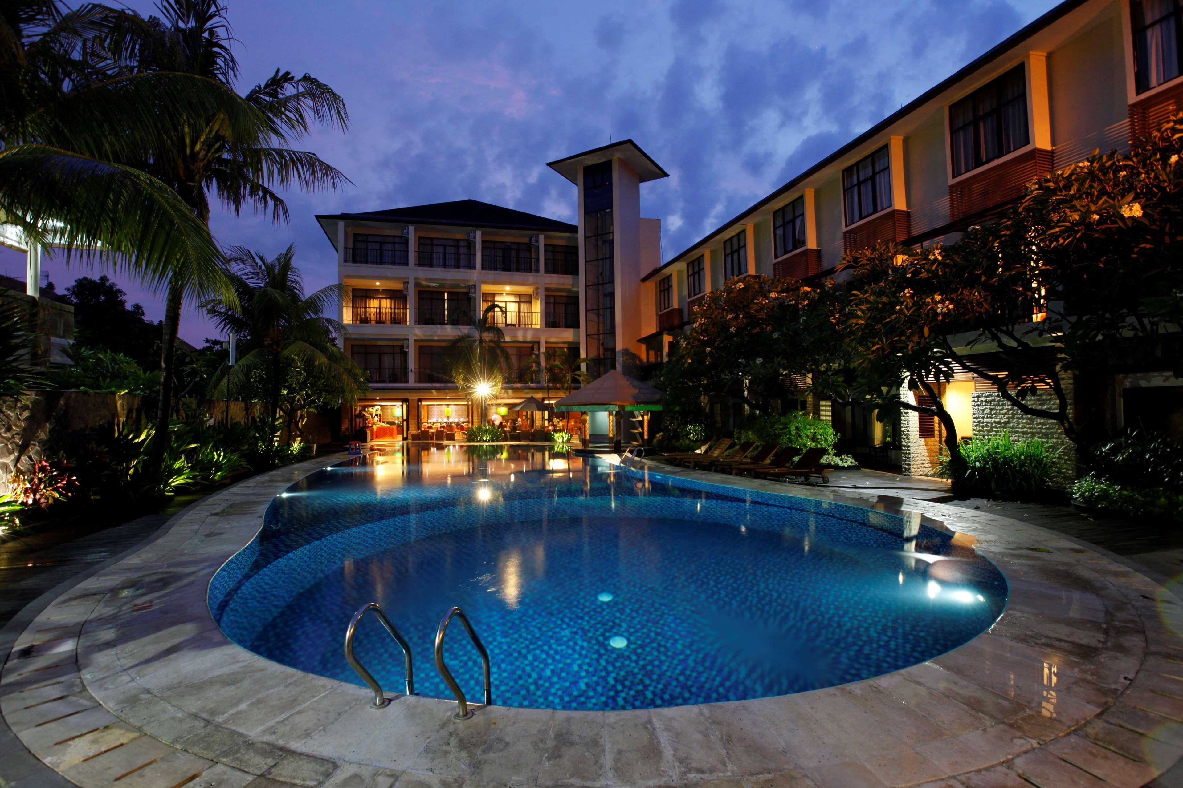 Best Western Resort Kuta Kuta  Exterior photo